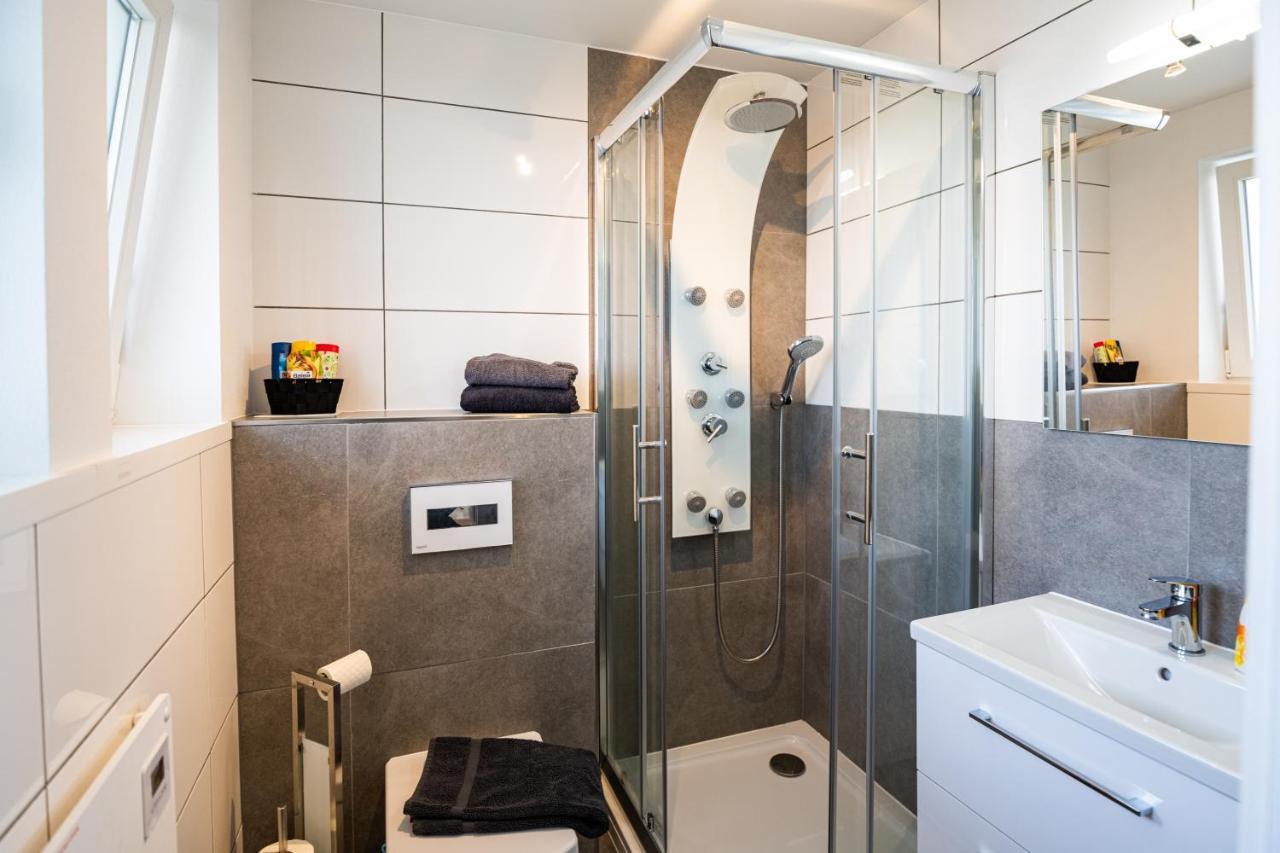 Sonnige Ferienwohnung in Neckarsulm mit Massageliege&WLAN&Parken Exterior foto